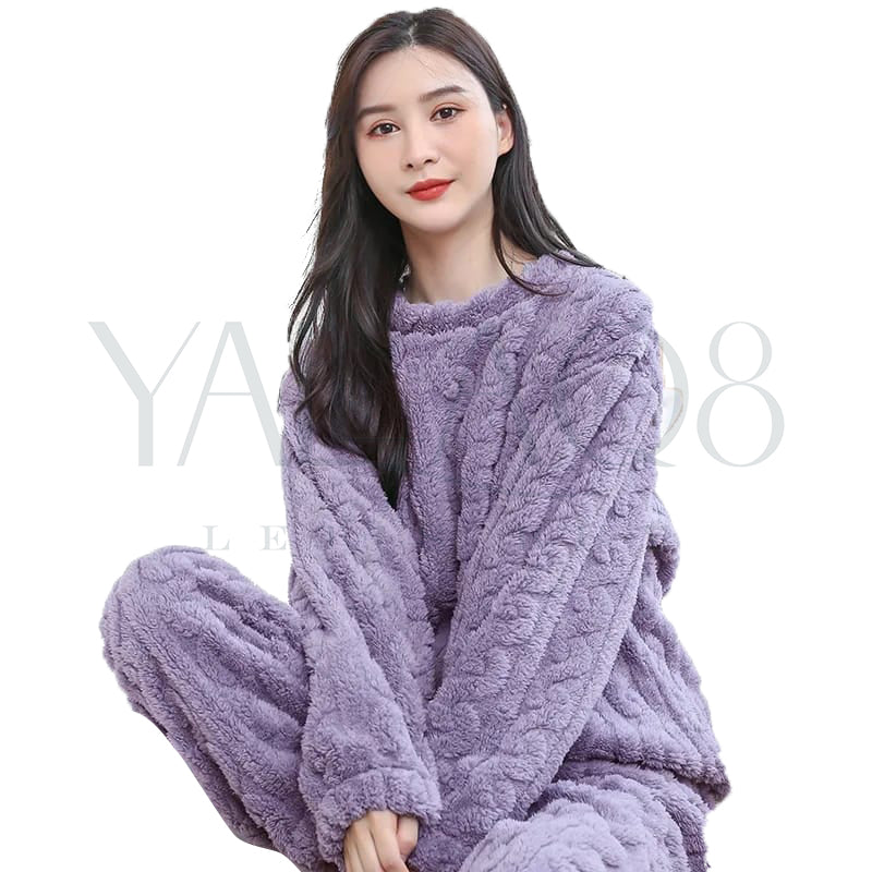 Women's Warm Flannel Round Neck Full Sleeve Pyjama Set - FKFWPJS8970